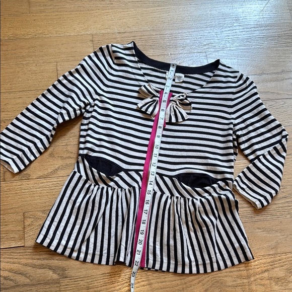 Anthropologie Top with Pink Zipper - Picture 5 of 10